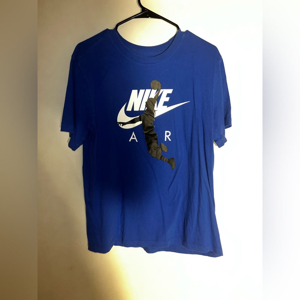 Nike t-shirt